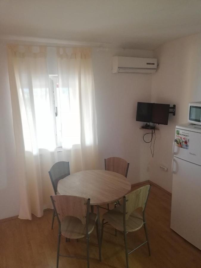 Apartments Lucija Solaris Šibenik Exterior foto